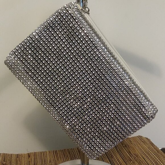 Handbags - NWOT Sparkling Metallic Wristlet Clutch 5.75" x 5.75" ✨